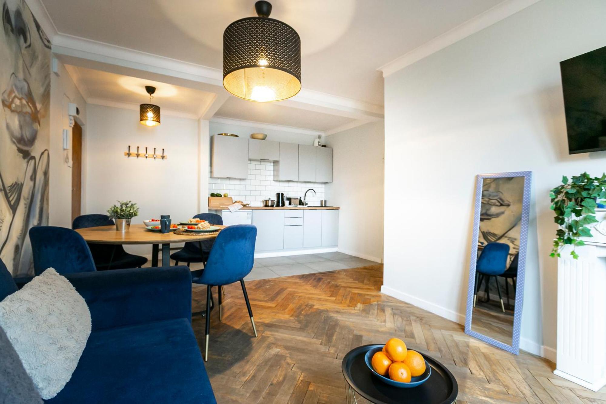 Nowogrodzka 78: Central Apartment with Smart TV near Lindleya Hospital Warsaw Exterior photo